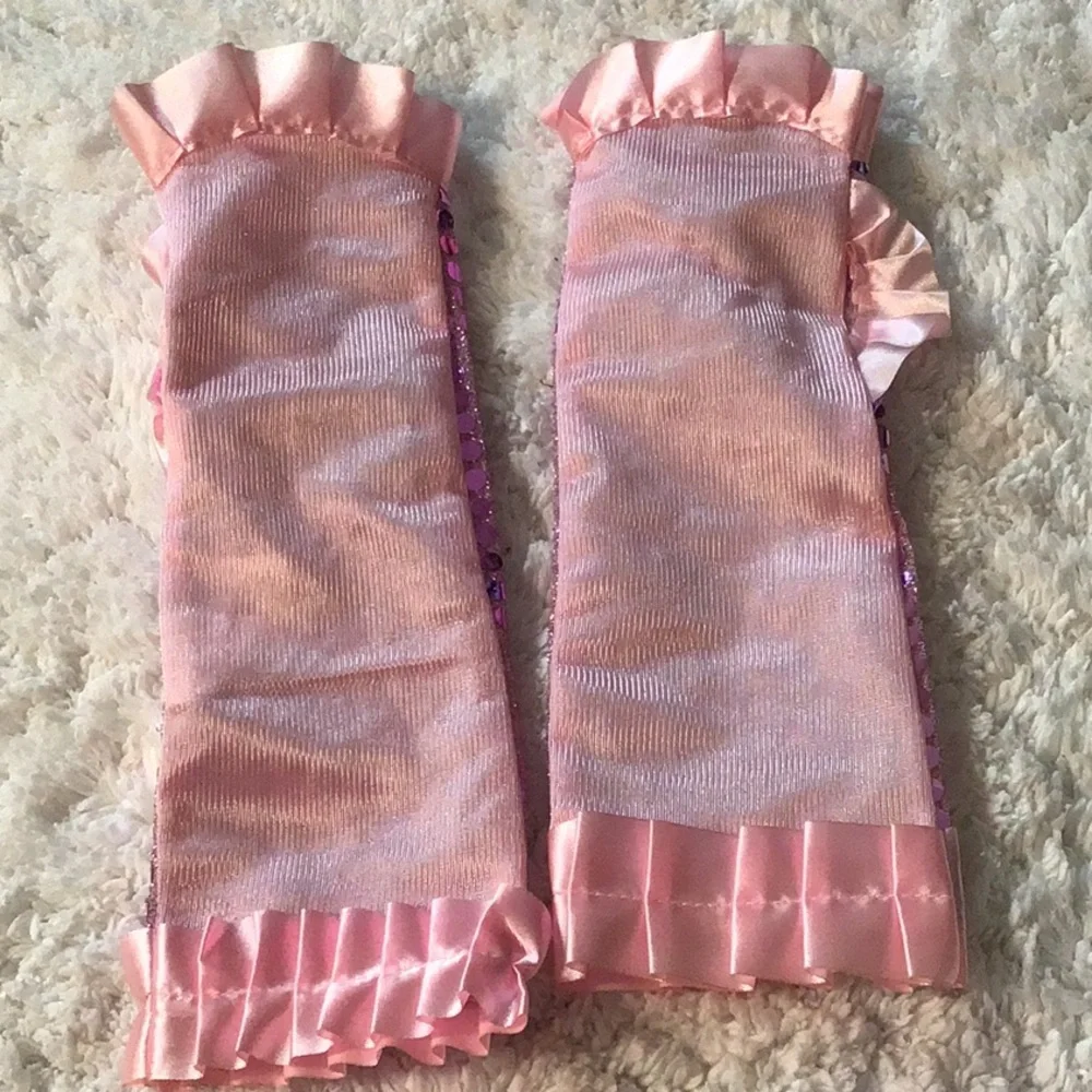Little Girl’s New Hair Items, Play Gloves & VTG Necklace + FREE Metal Headband!